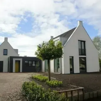 Bijzonder architectonische woning Fam. Duijn